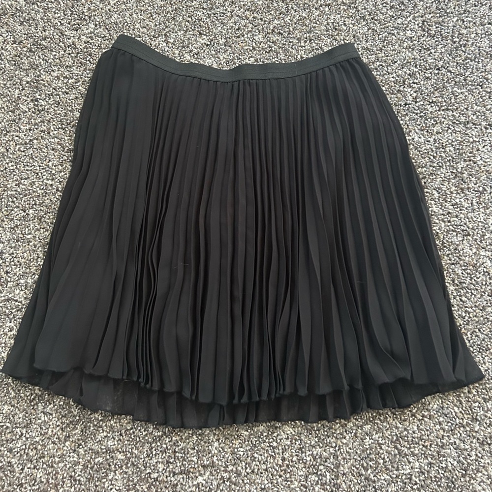 Hollister black skirt
